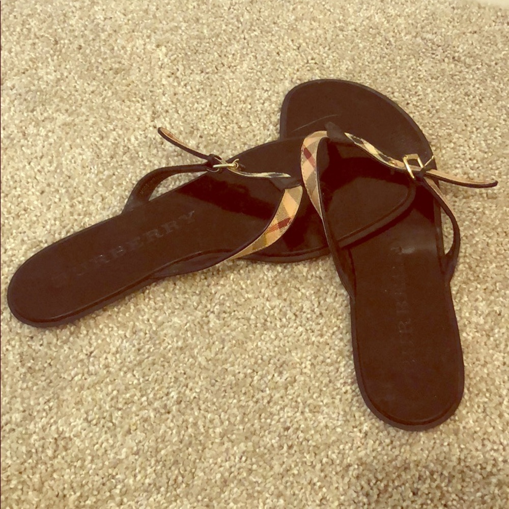 Burberry flip flops